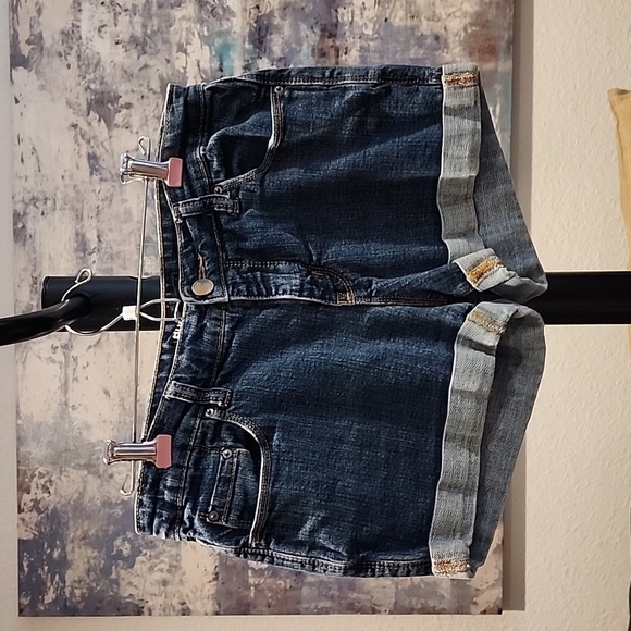 Urban Outfitters BDG Cuffed Denim Shorts - Picture 1 of 1